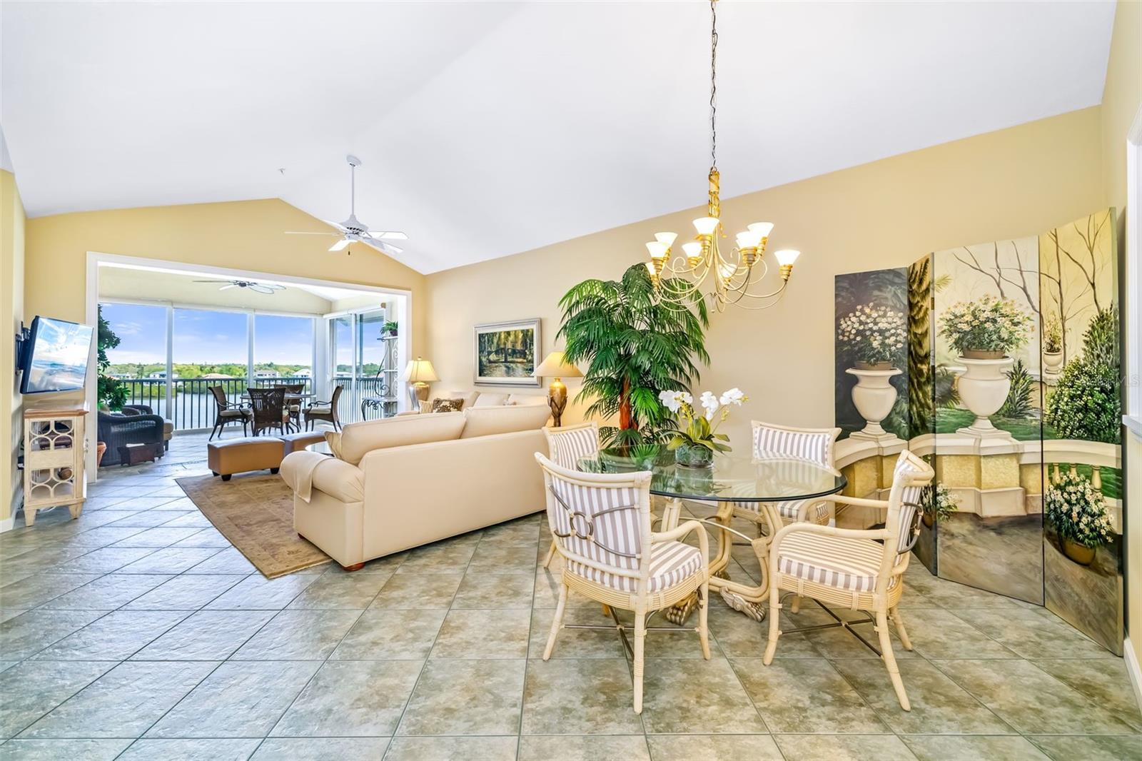 1280 Dolphin Bay Unit 504, Sarasota, FL 34242