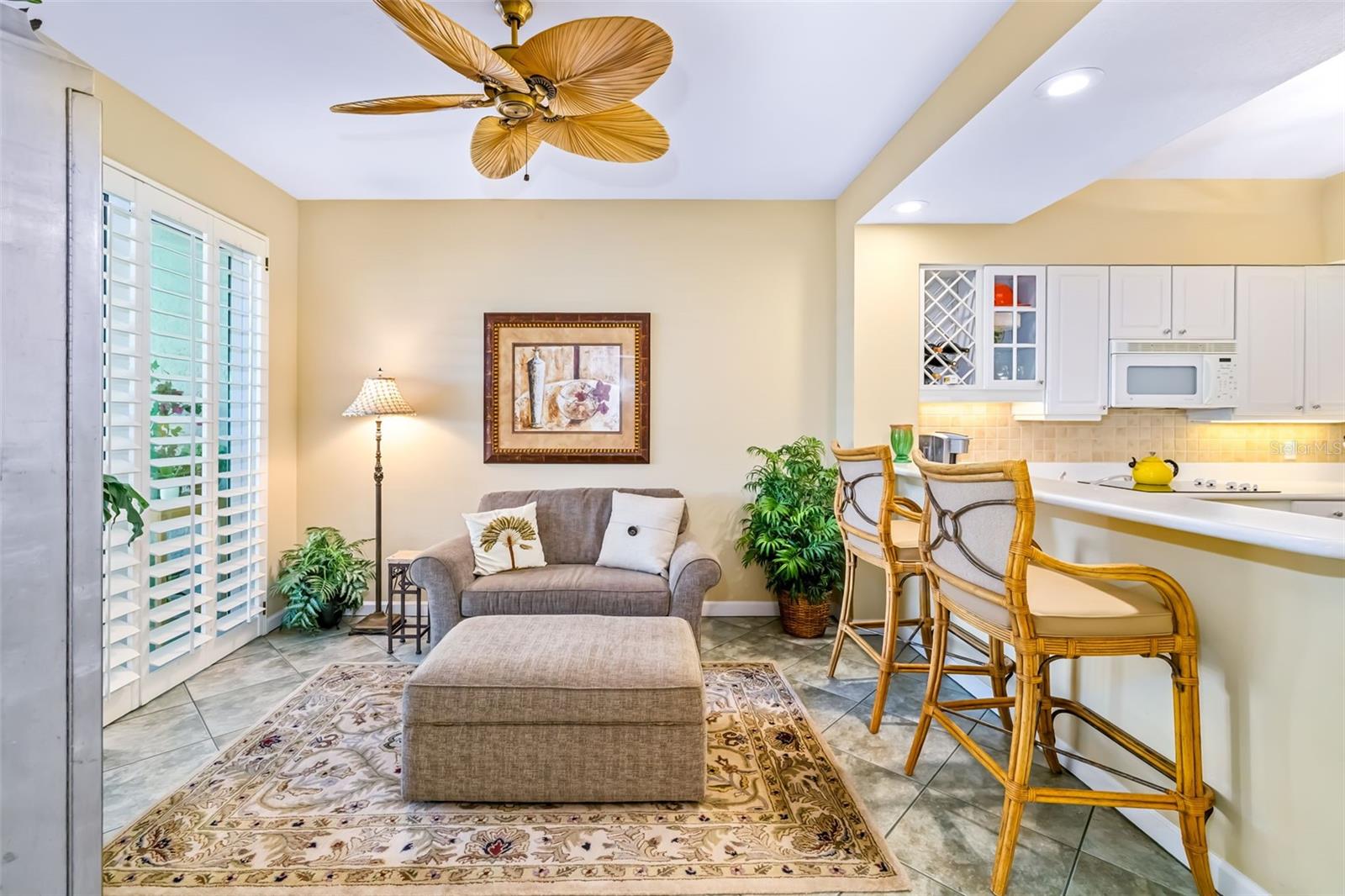 1280 Dolphin Bay Unit 504, Sarasota, FL 34242