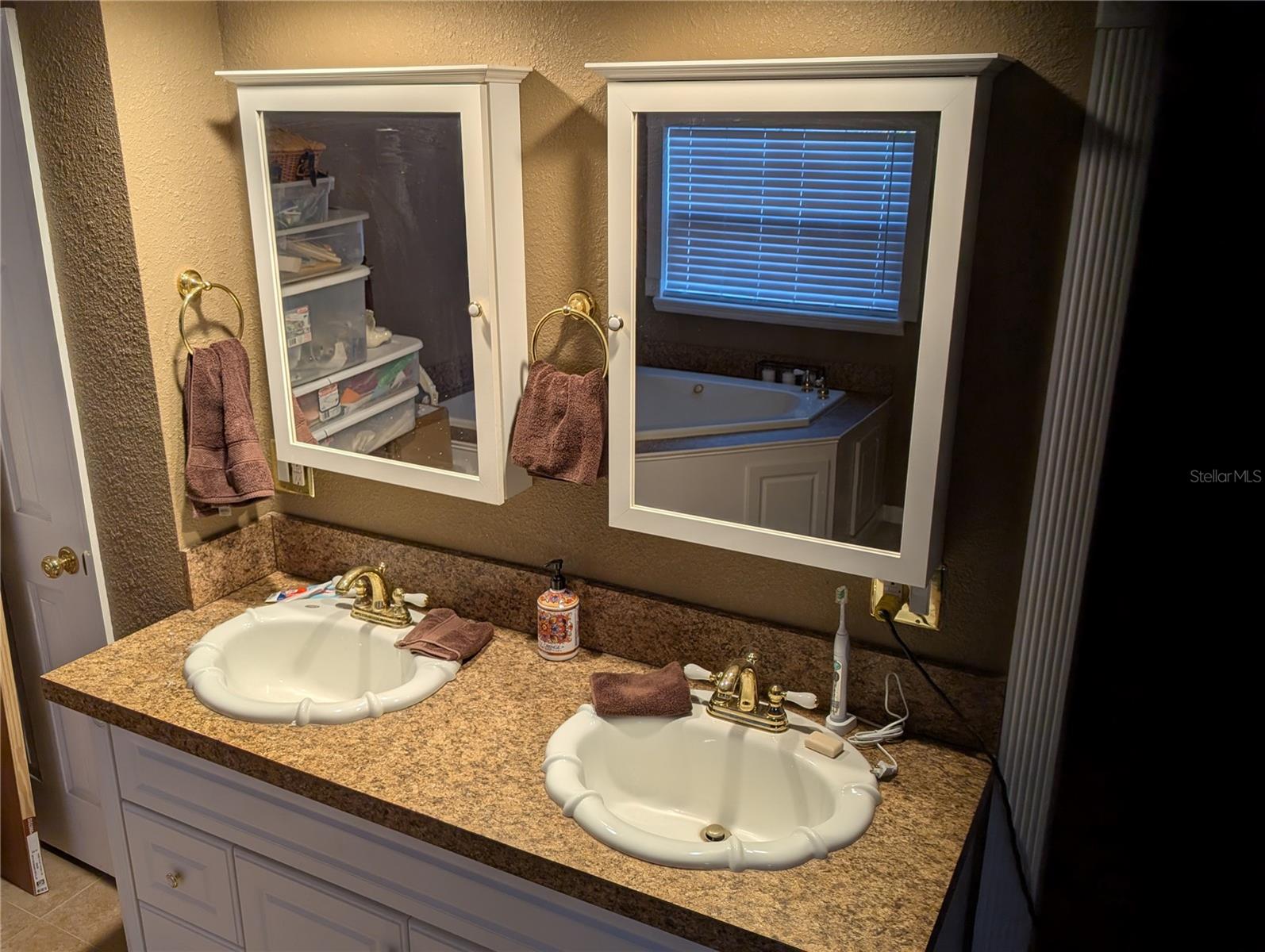 6817 Mitchell, Tampa, FL 33634