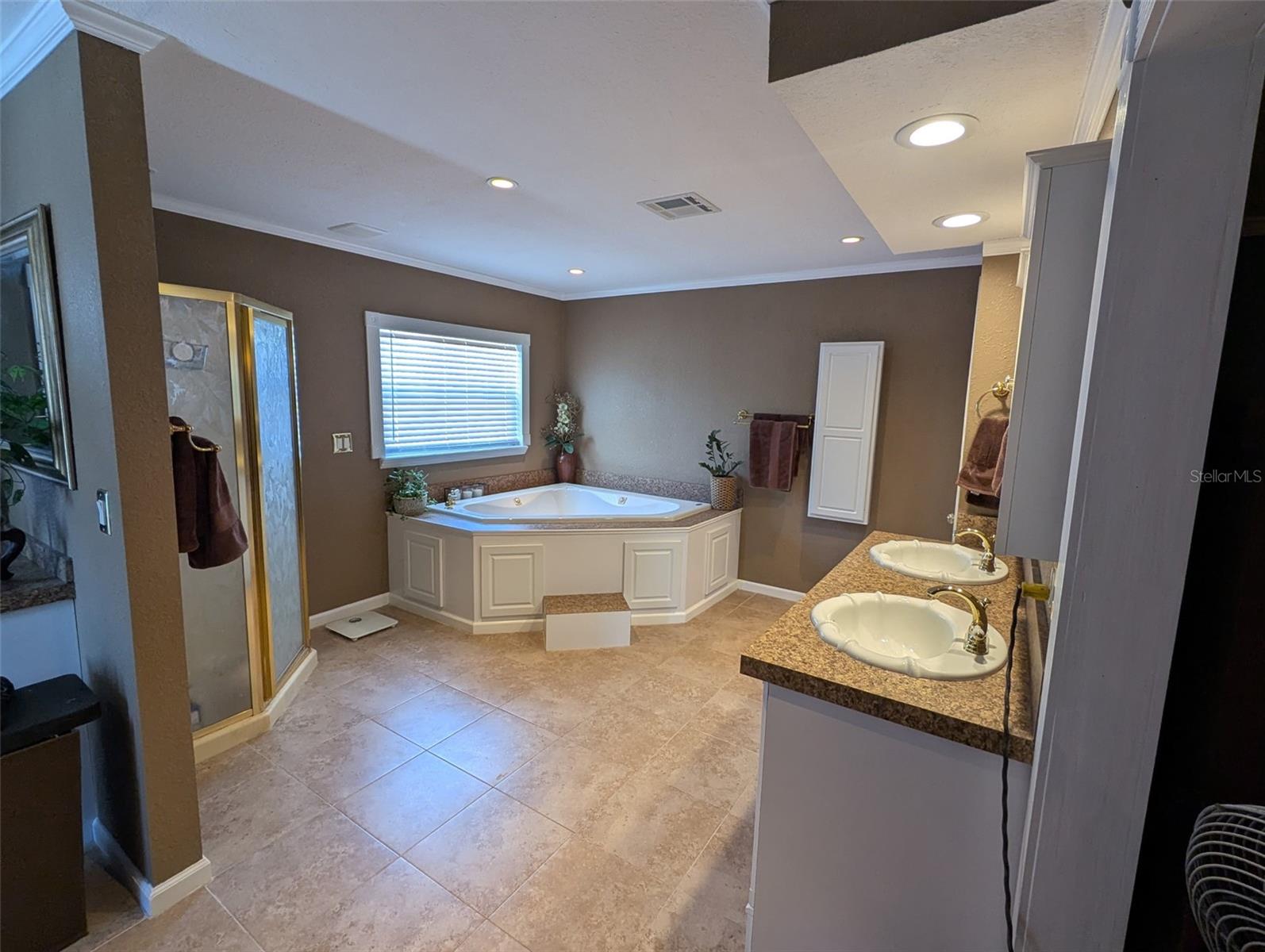 6817 Mitchell, Tampa, FL 33634