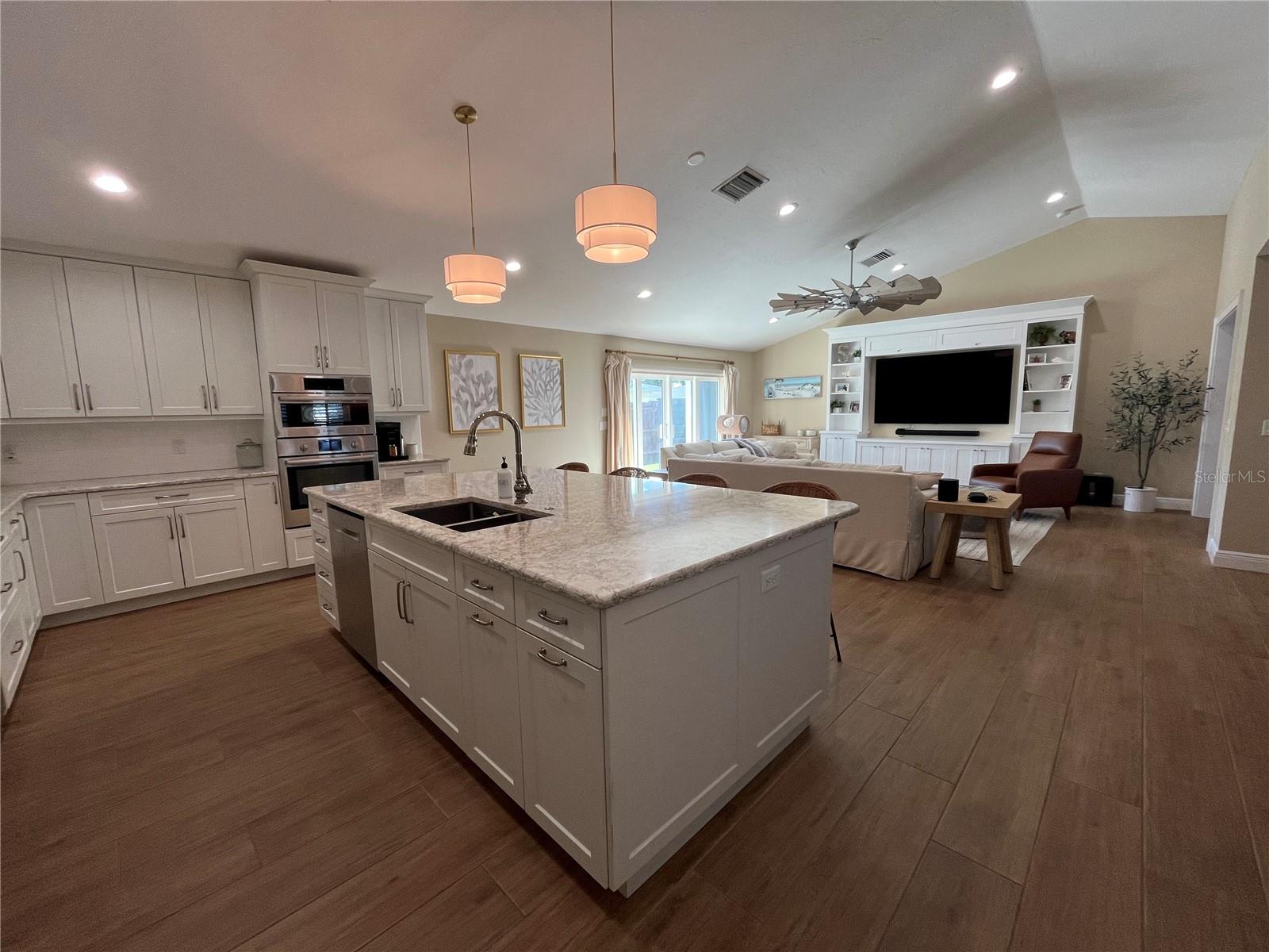 15 Gulf Manor, Venice, FL 34285