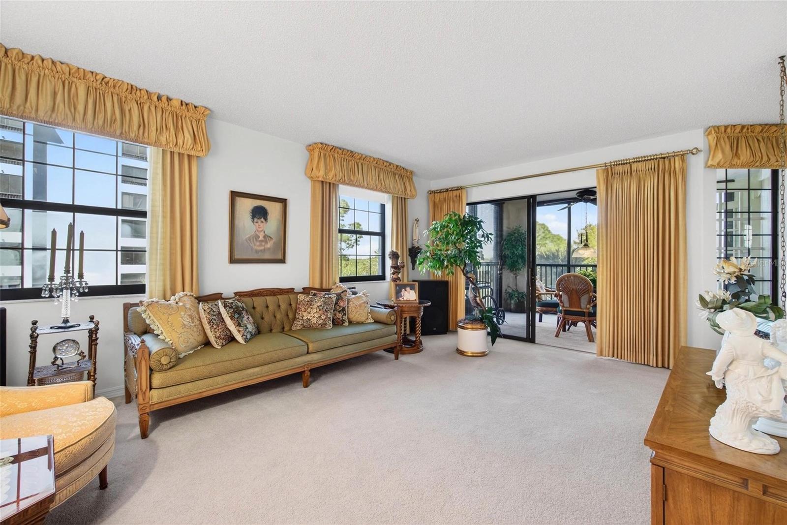 14820 Rue de Bayonne Unit 302, Clearwater, FL 33762