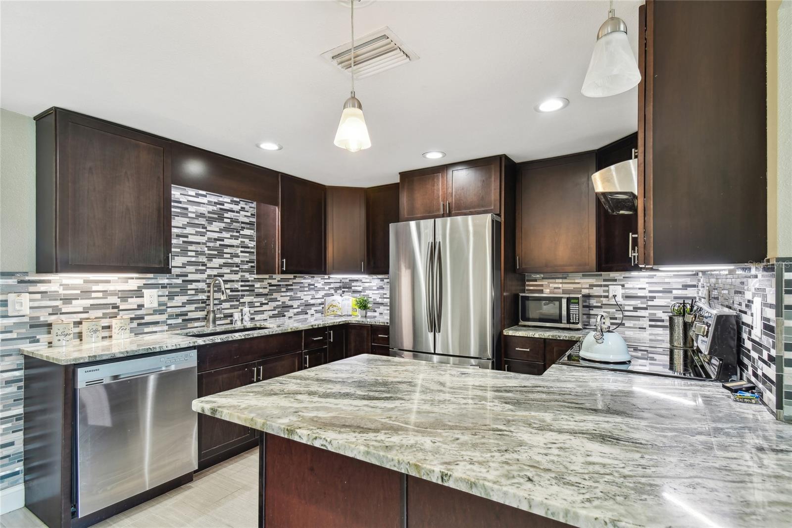3257 Masonville, Holiday, FL 34691