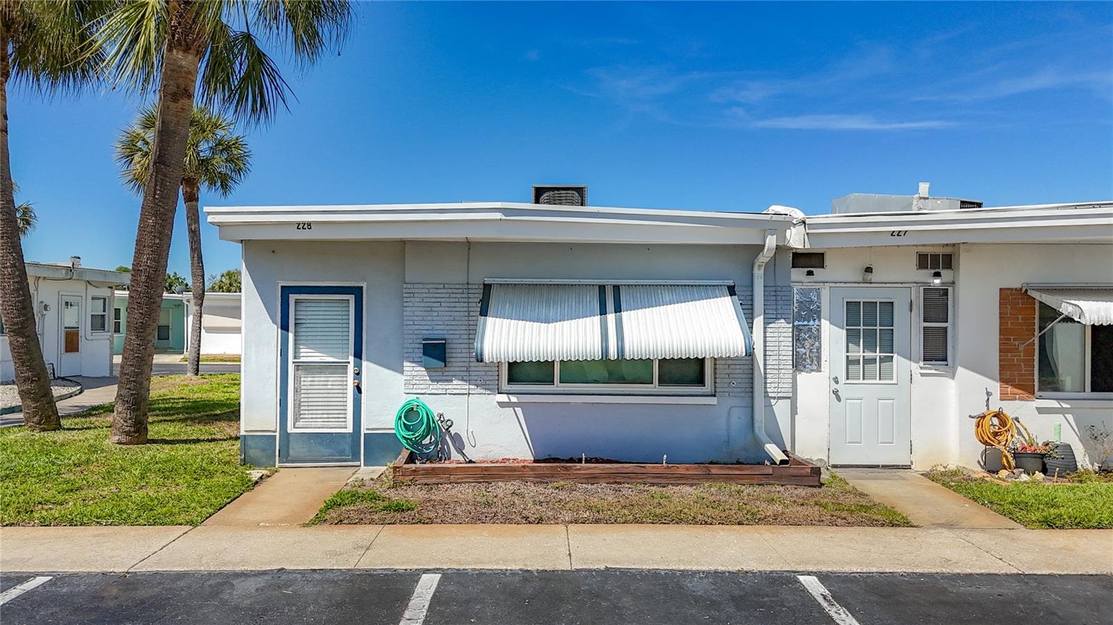 250 Rosery Unit 228, Largo, FL 33770