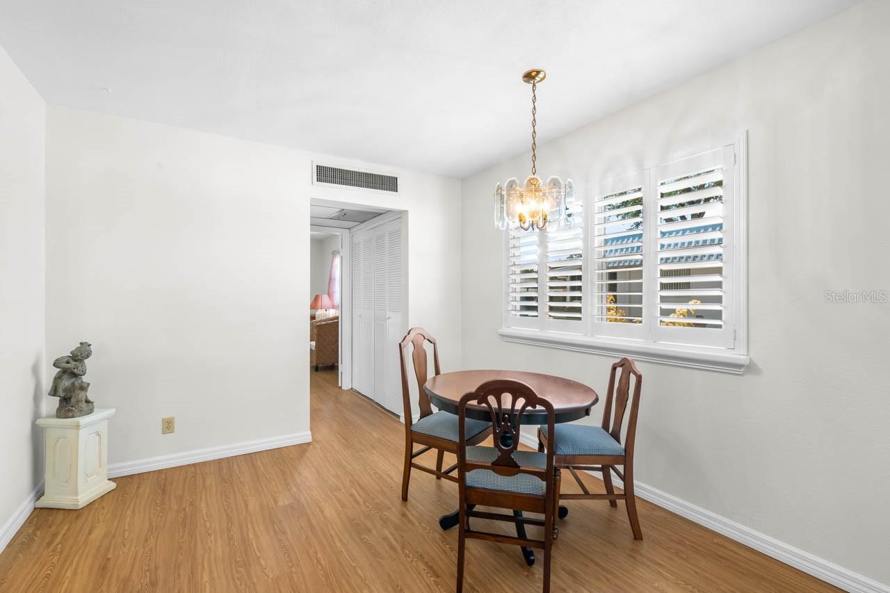 1801 Bedford Unit 30, Sun City Center, FL 33573