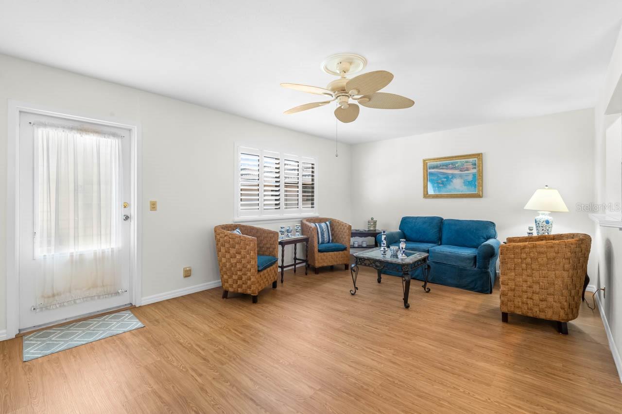 1801 Bedford Unit 30, Sun City Center, FL 33573