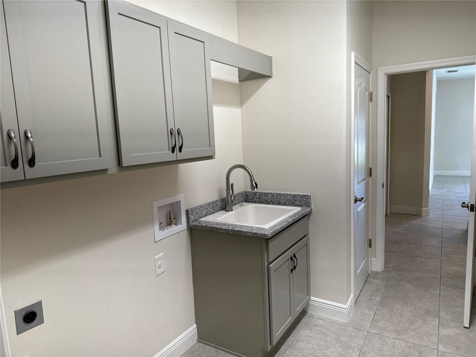 4420 Midland, North Port, FL 34288