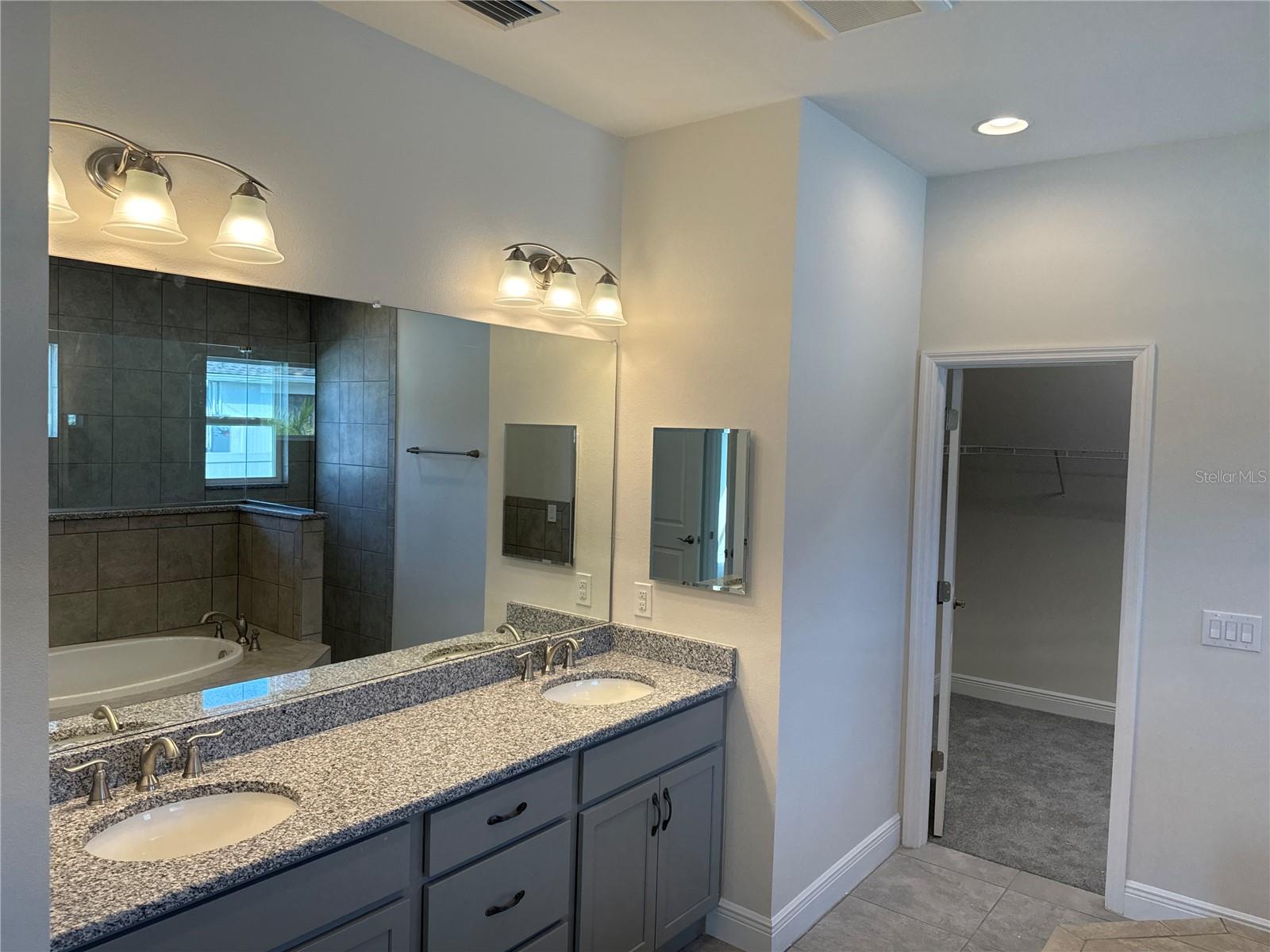 4420 Midland, North Port, FL 34288