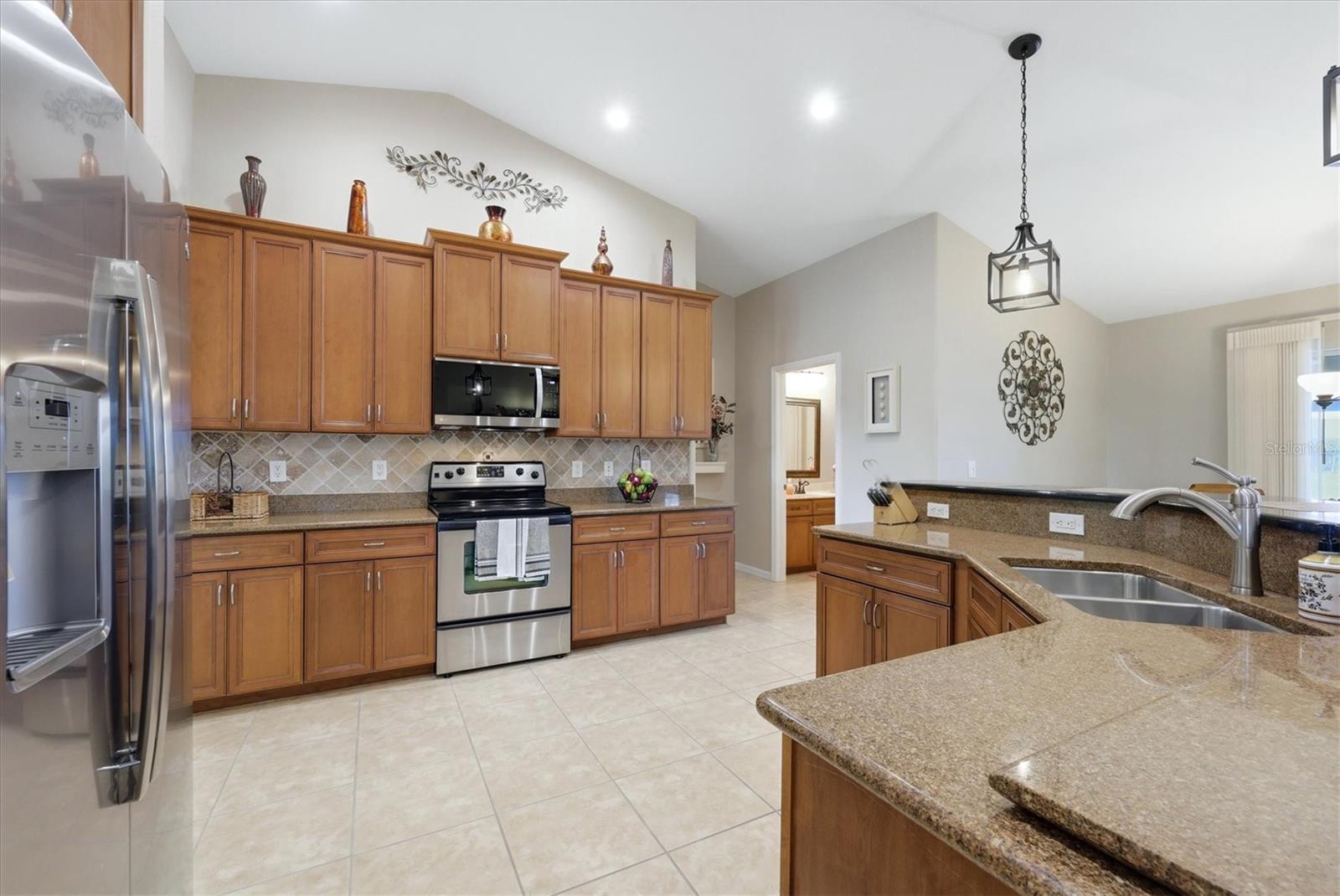 827 Rotonda, Rotonda West, FL 33947