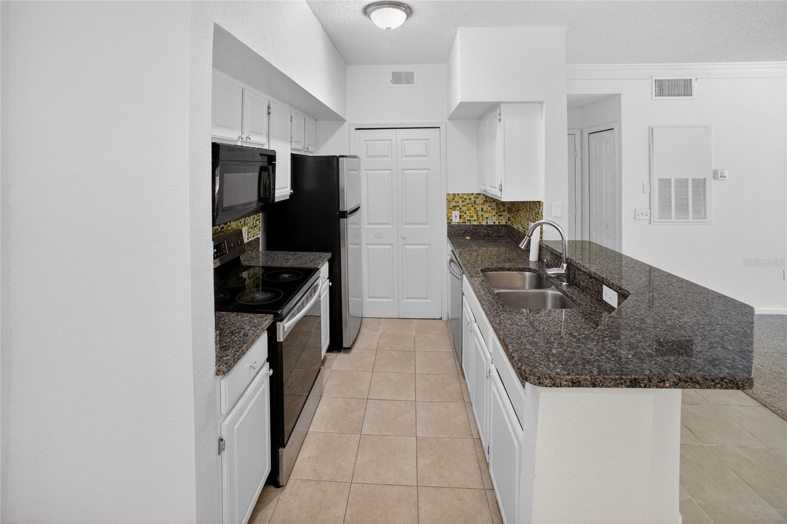 13003 Plantation Park Unit 1323, Orlando, FL 32821