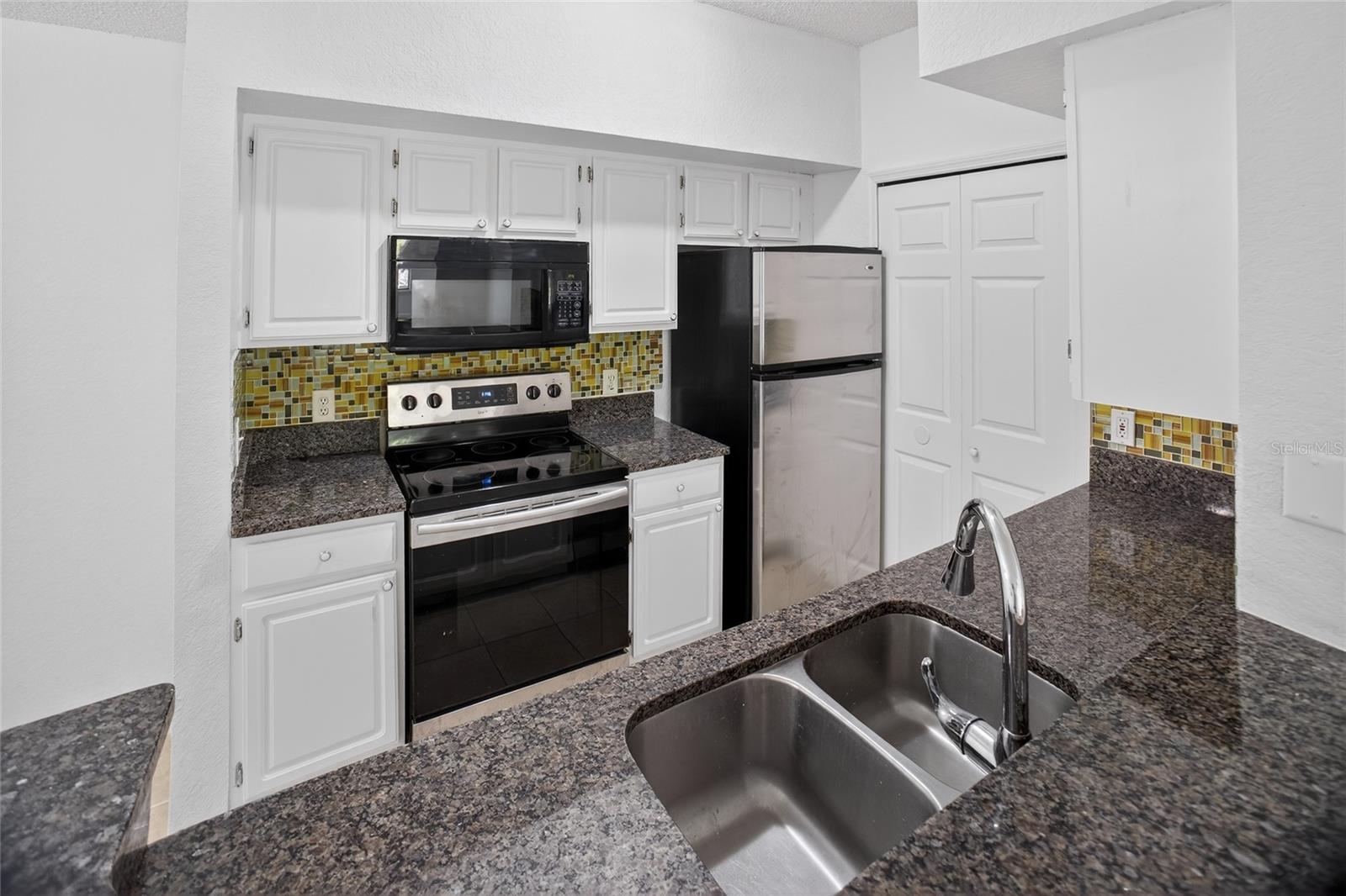 13003 Plantation Park Unit 1323, Orlando, FL 32821