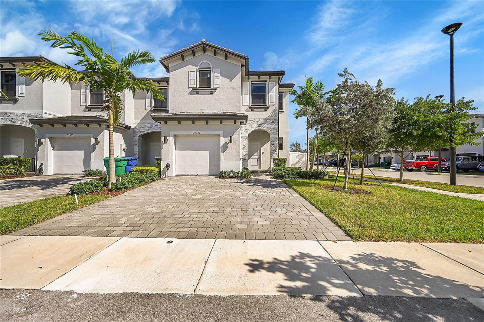 20357 4th, Miami, FL 33169