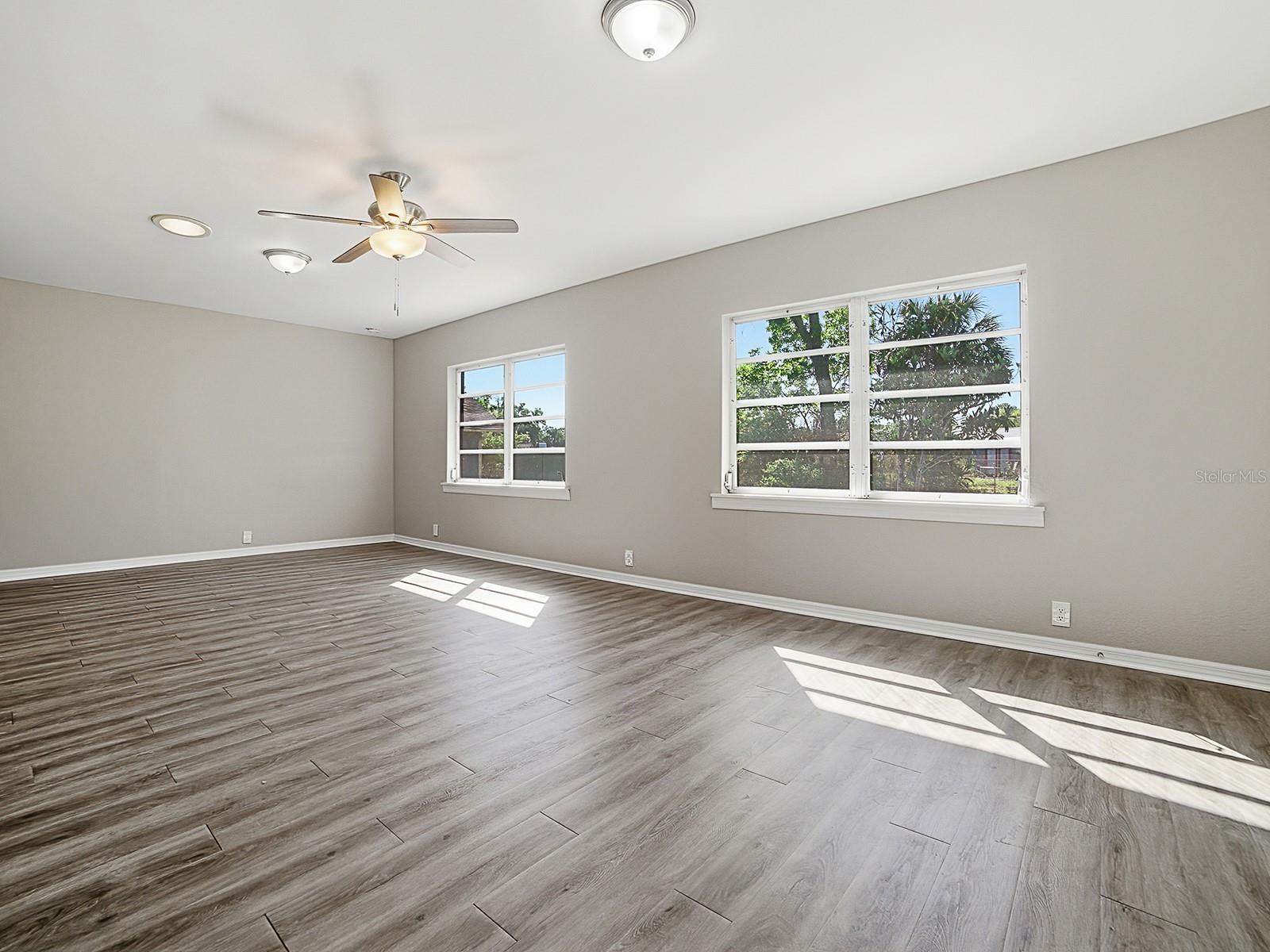 5 Oak, Yalaha, FL 34797