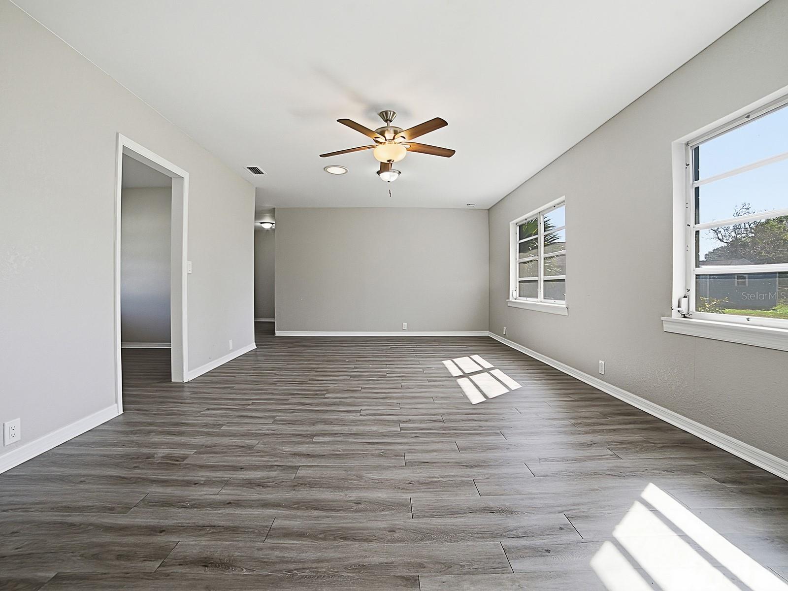 5 Oak, Yalaha, FL 34797