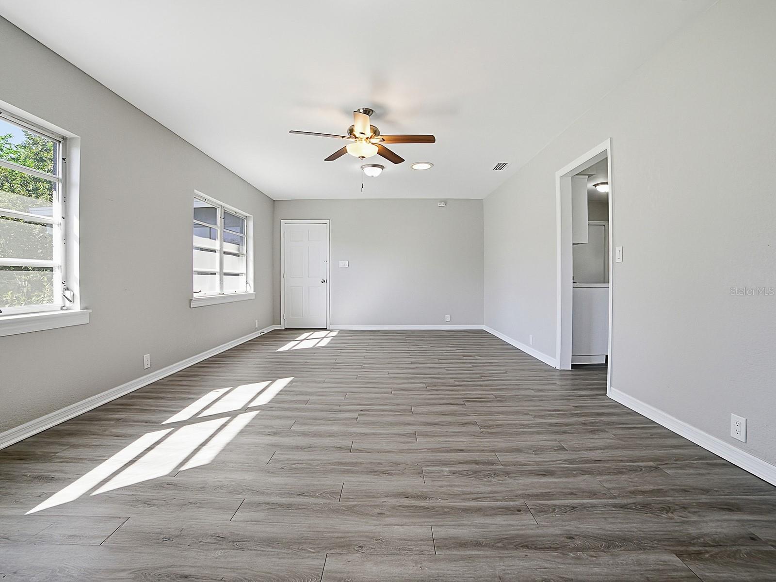 5 Oak, Yalaha, FL 34797