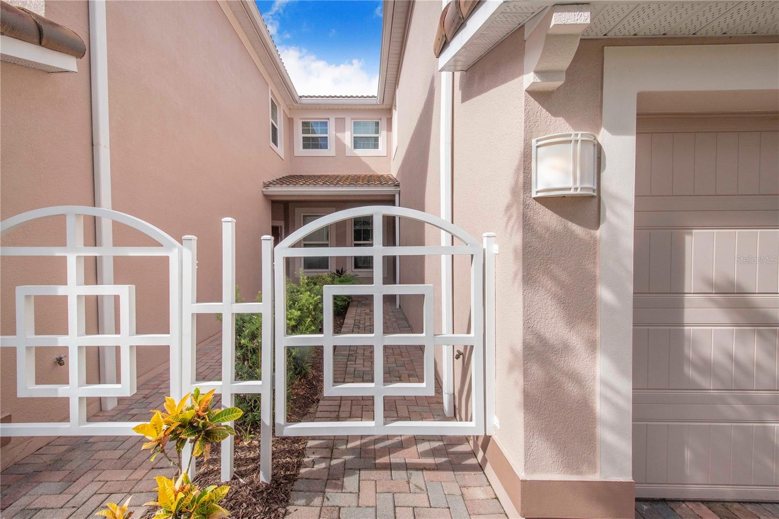 1206 Romani, Davenport, FL 33896