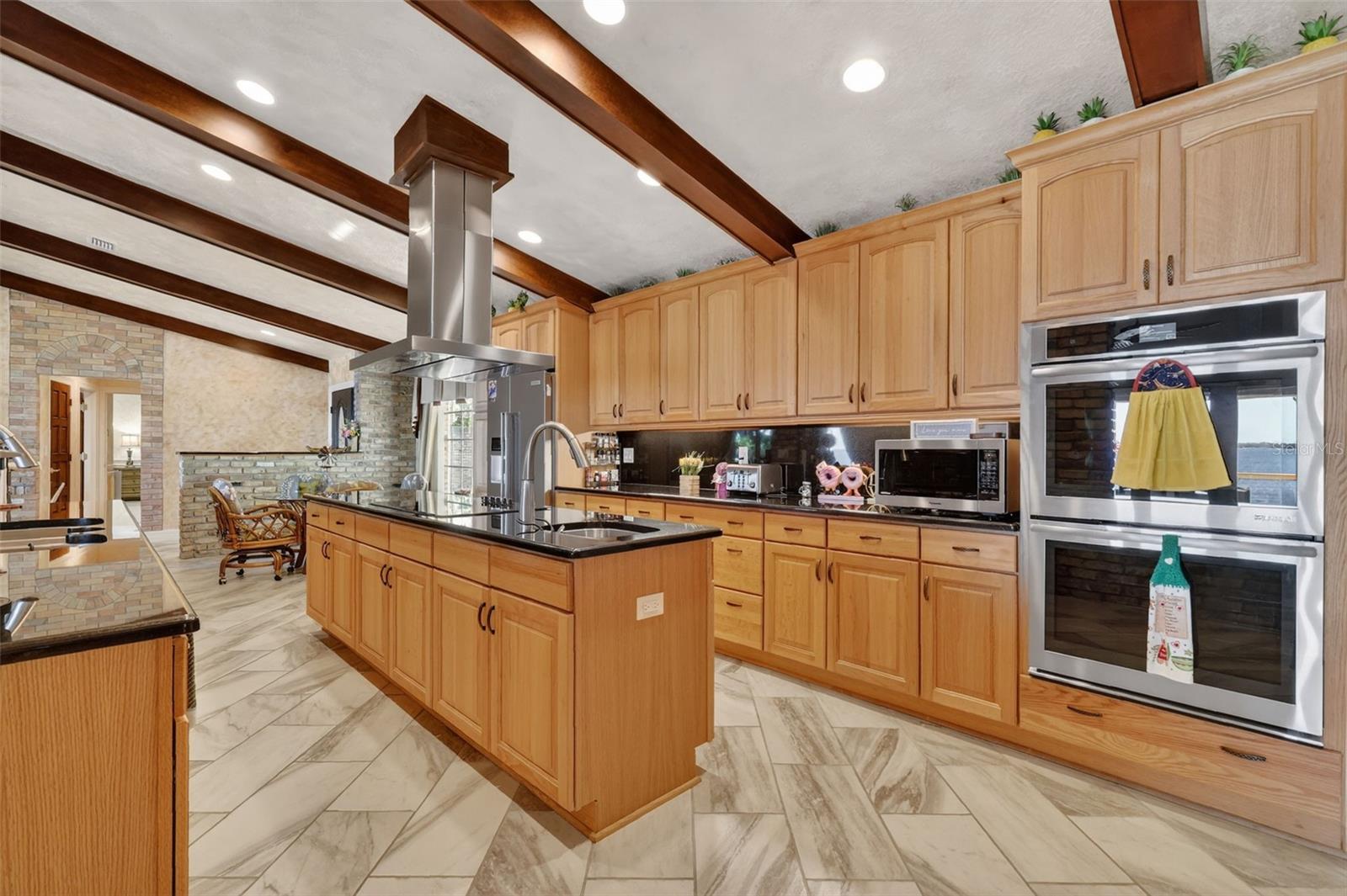 13033 158th, Weirsdale, FL 32195