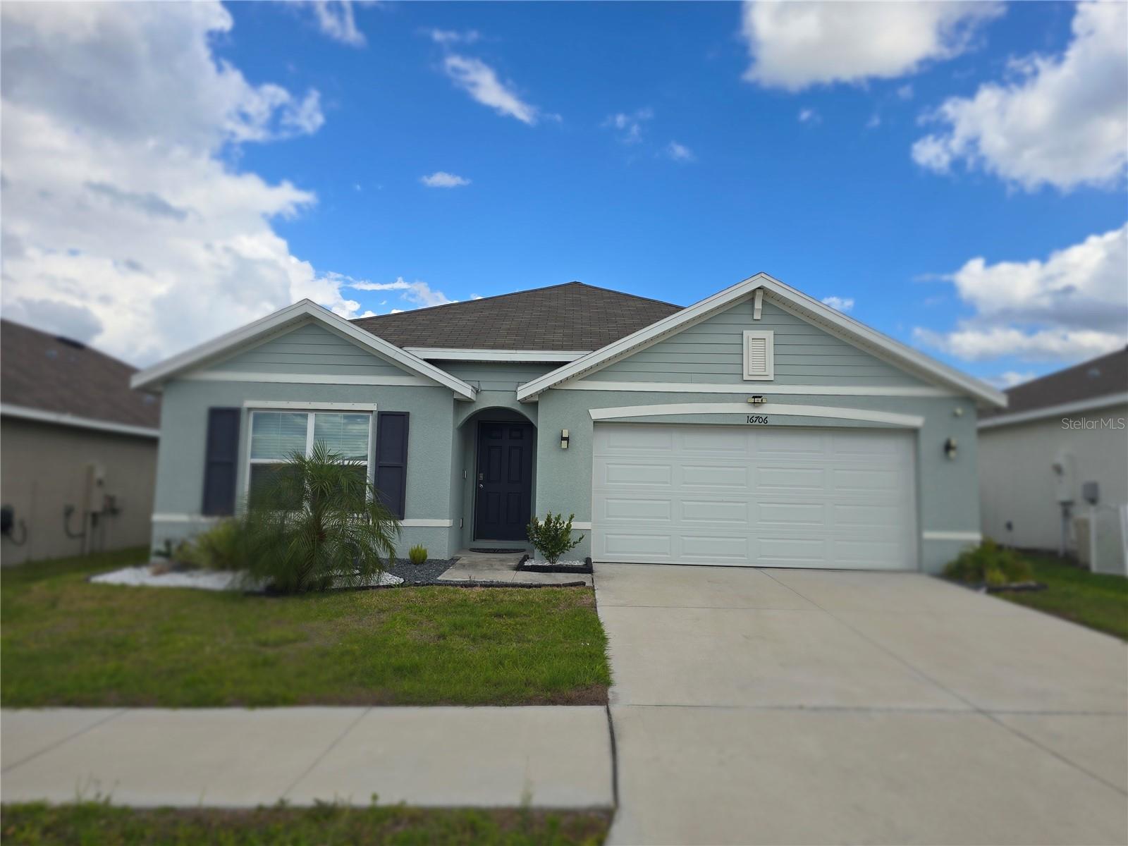16706 Sunburst Lake, Wimauma, FL 33598