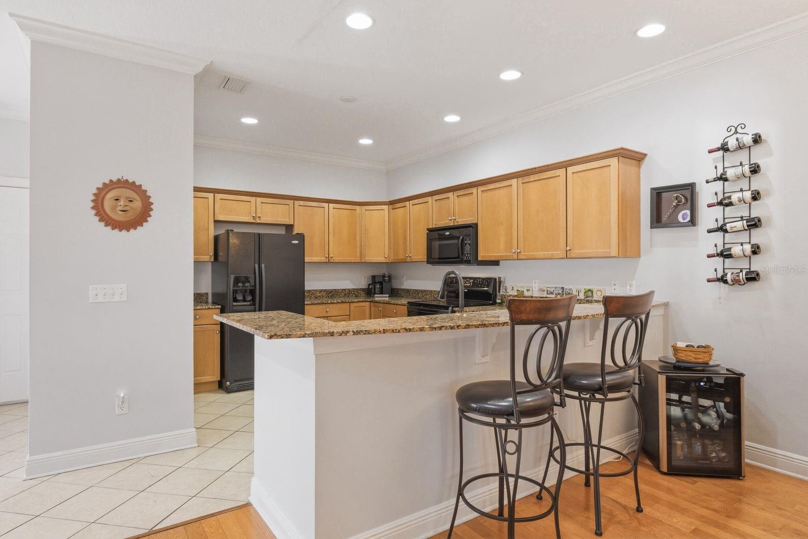 208 Valencia, St Petersburg, FL 33716
