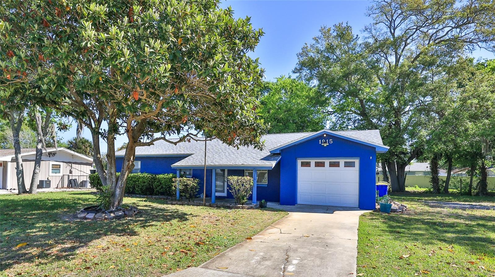 1915 Umbrella Tree, Edgewater, FL 32141
