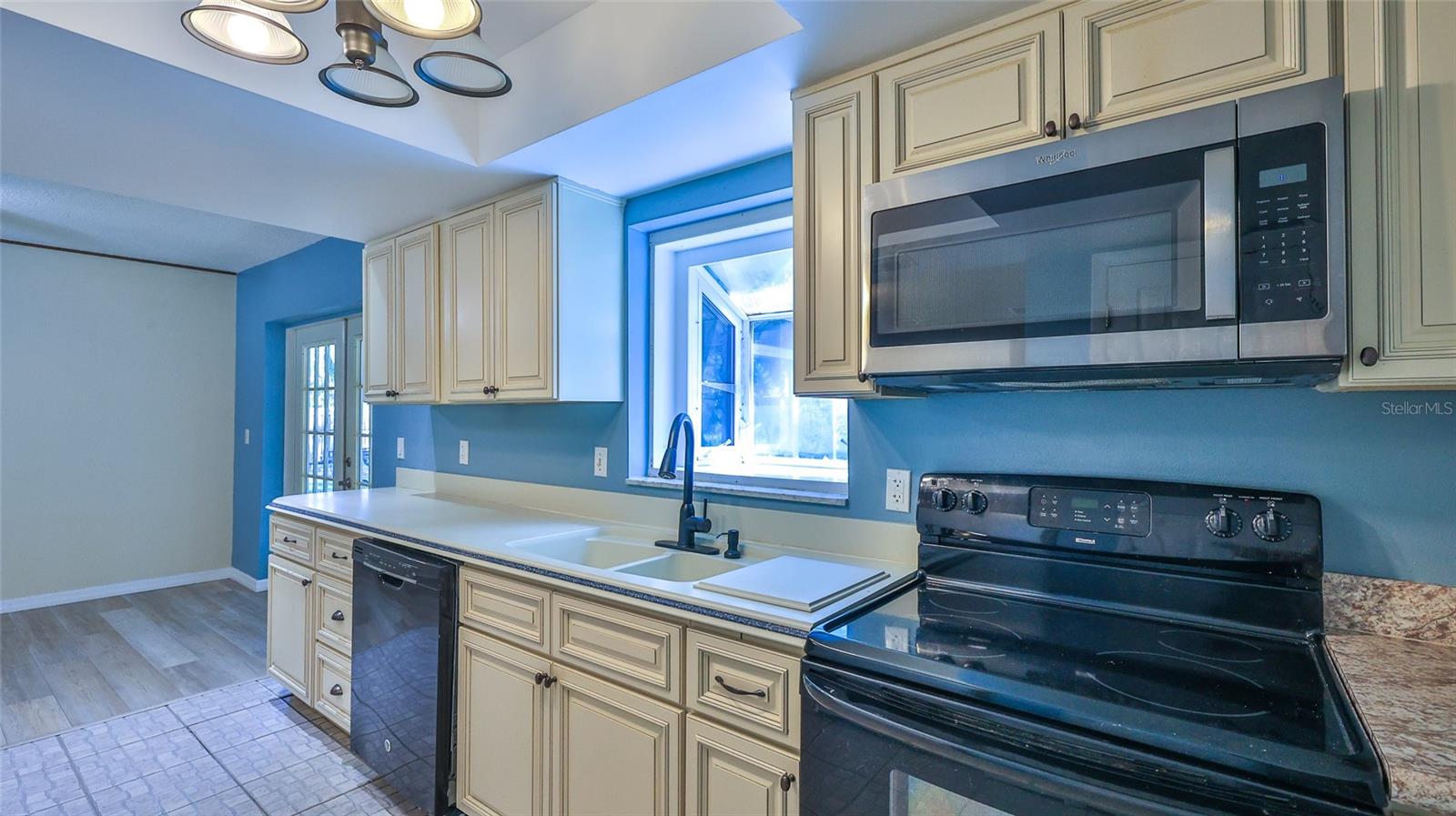 1915 Umbrella Tree, Edgewater, FL 32141