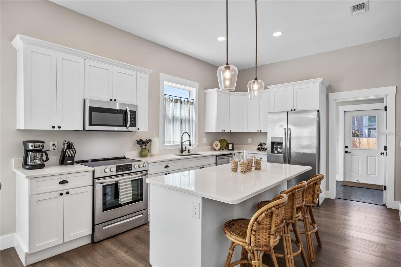 3002 16th, Tampa, FL 33605