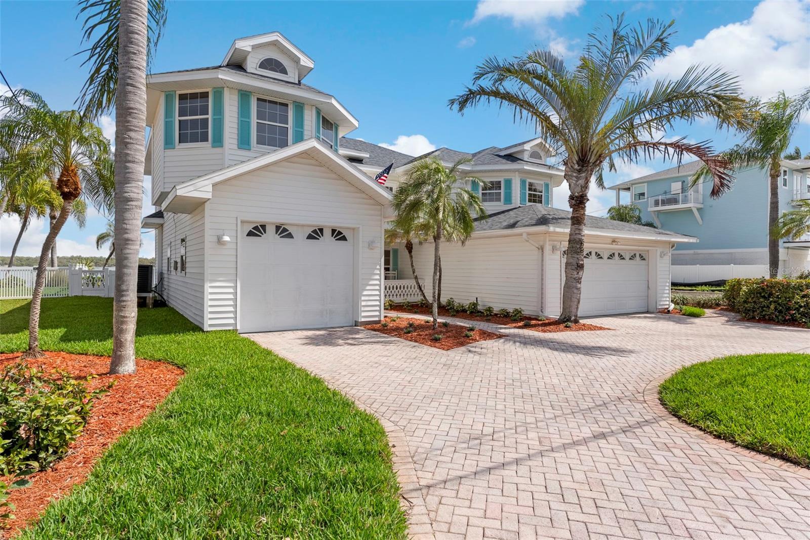 11445 9th, Treasure Island, FL 33706