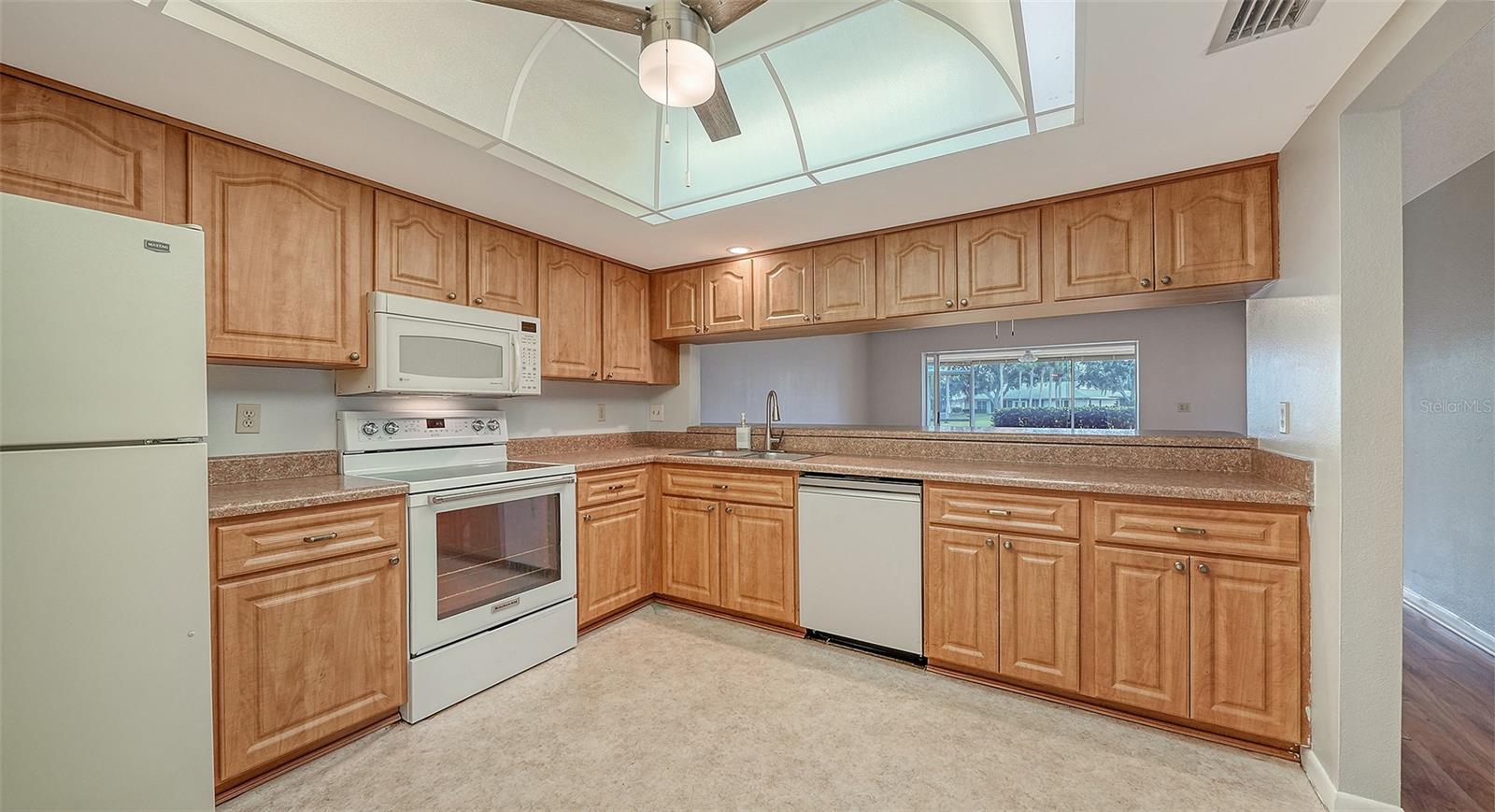 4103 Center Gate Unit 2, Sarasota, FL 34233