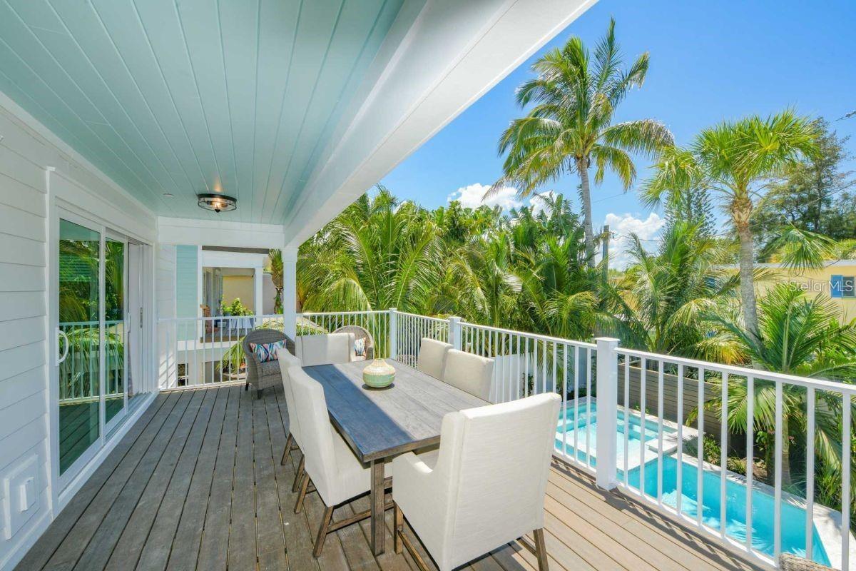 332 Avenida de Mayo, Sarasota, FL 34242