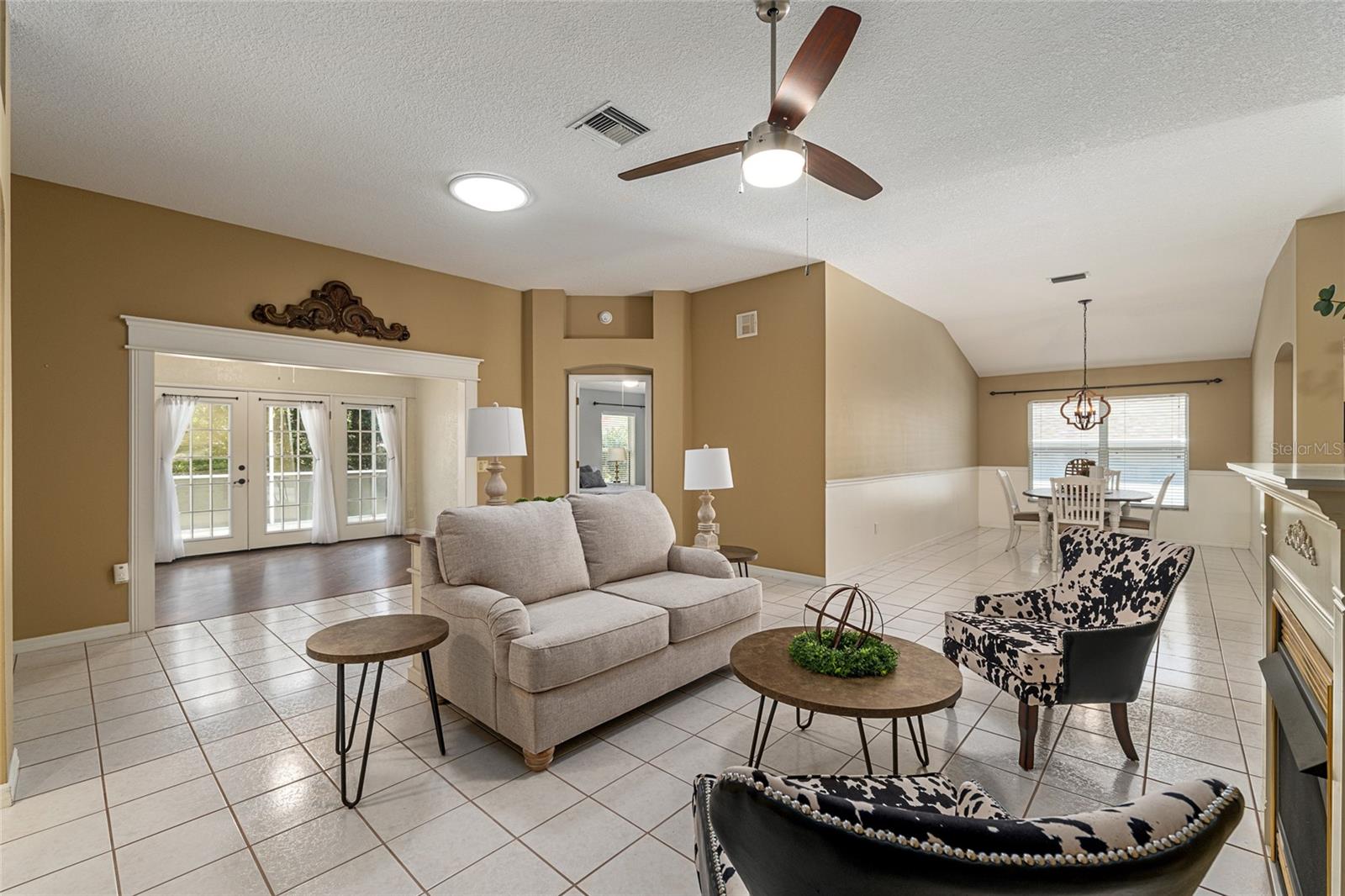 110 Chula Vista, Lady Lake, FL 32159