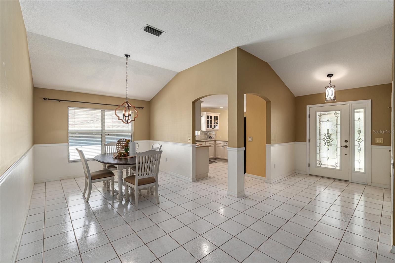 110 Chula Vista, Lady Lake, FL 32159