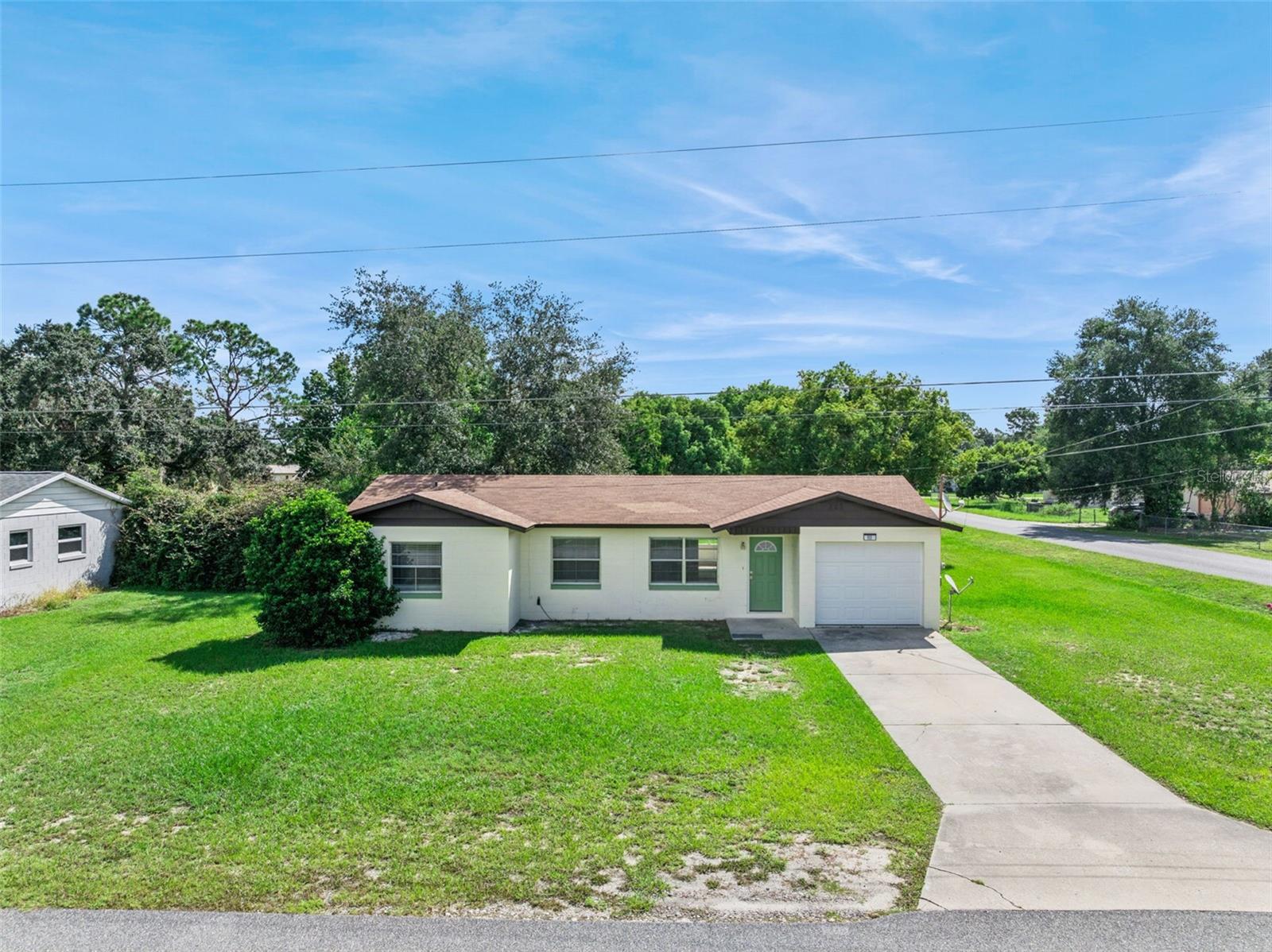 801 Elm, Fruitland Park, FL 34731