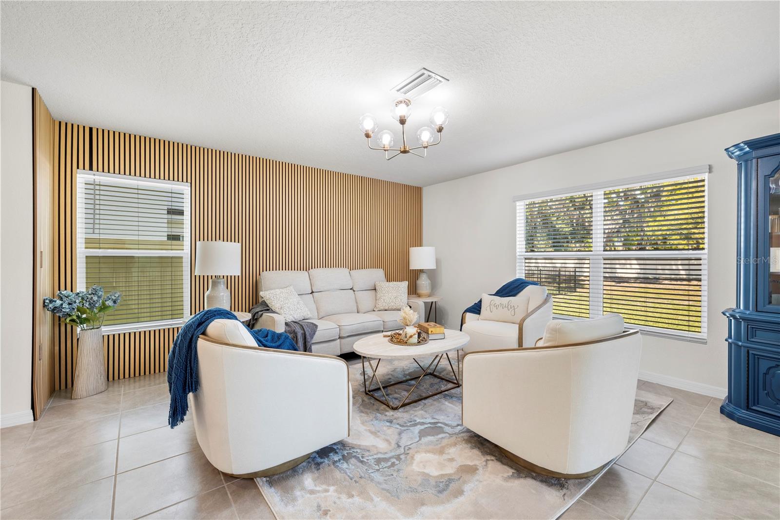 37247 Kings Crown, Zephyrhills, FL 33541