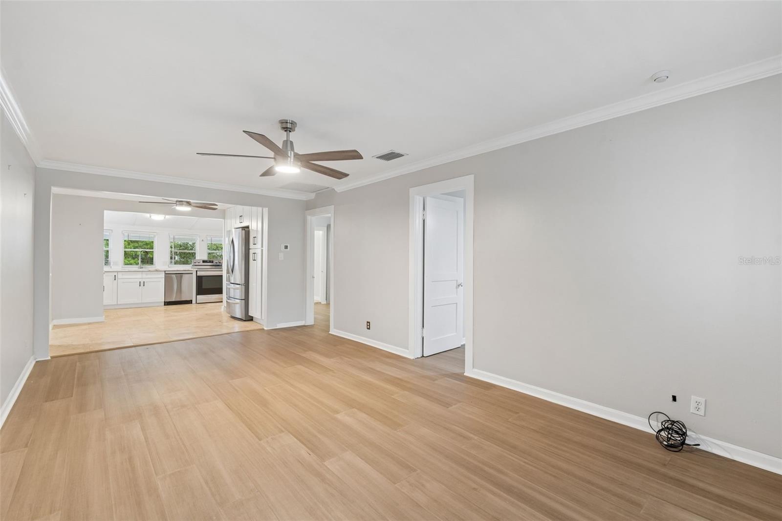 507 Paris, Tampa, FL 33604