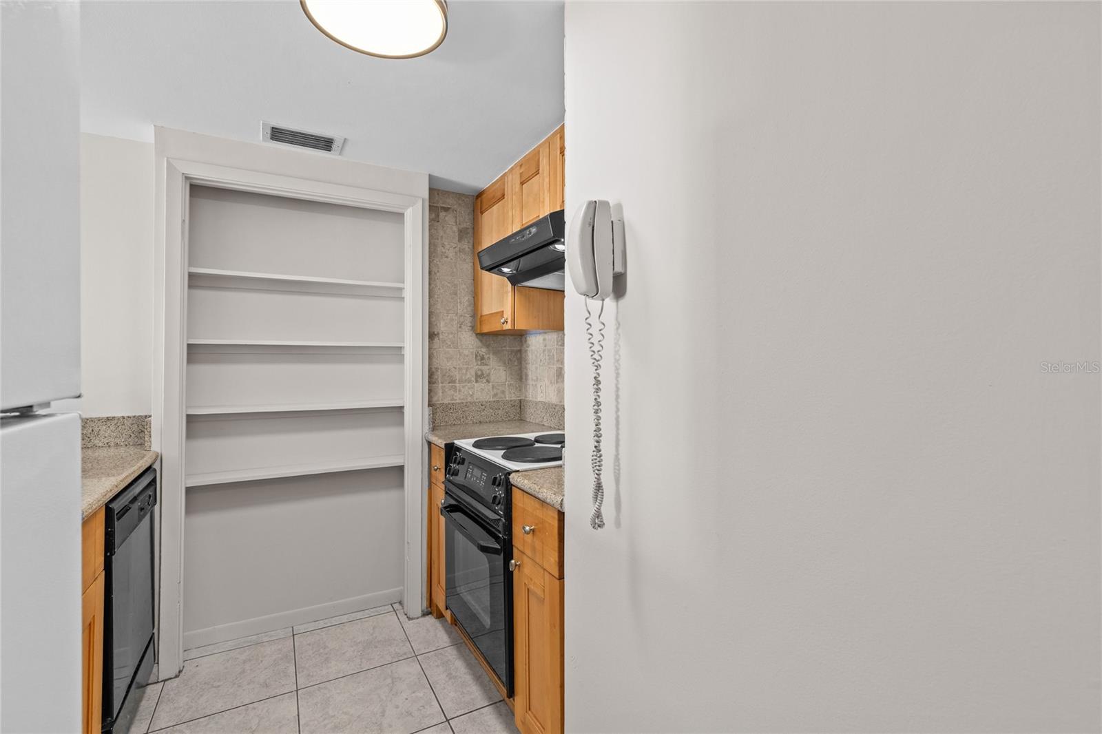 829 1st Unit 3b, Jacksonville Beach, FL 32250