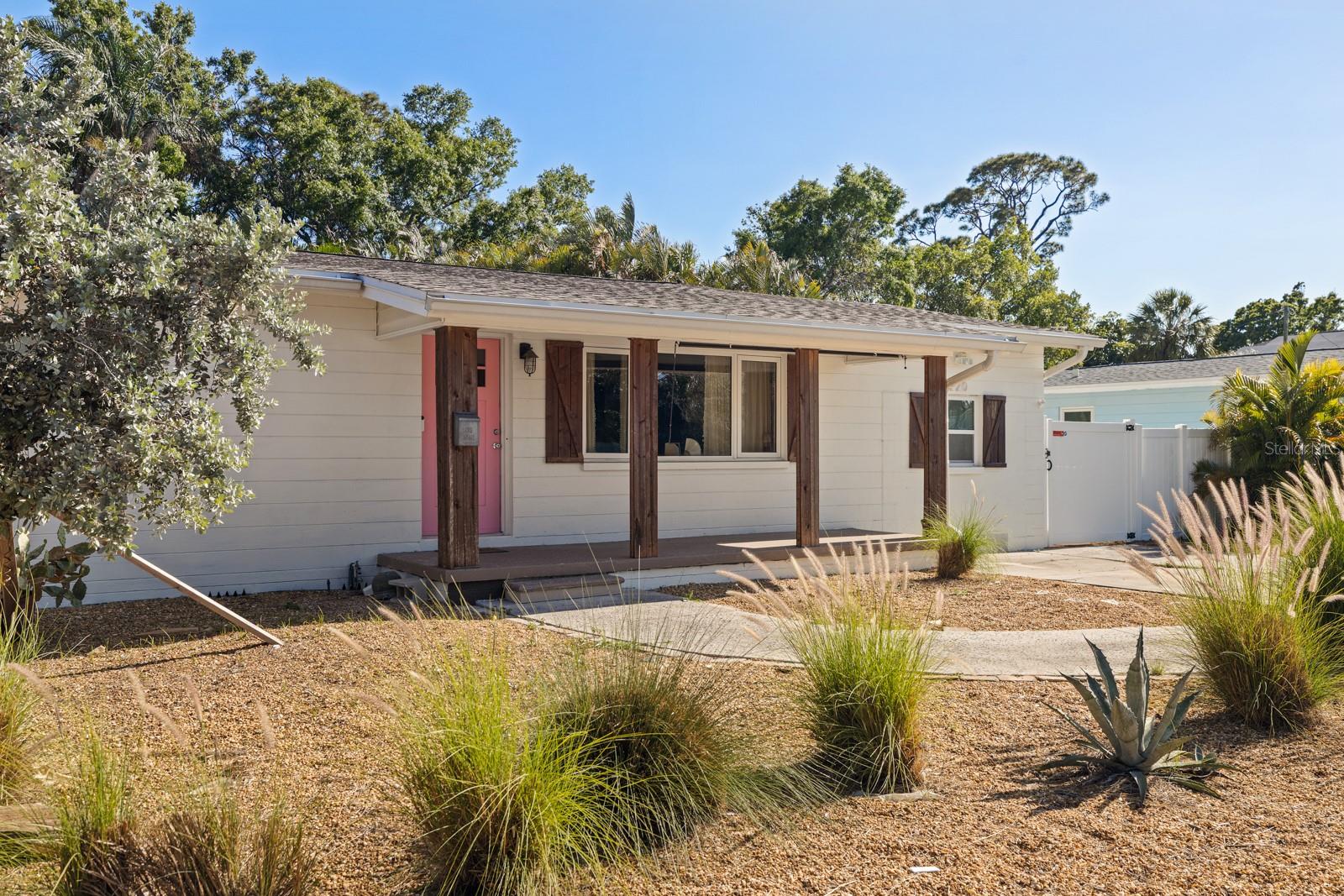 220 45th, St Petersburg, FL 33705
