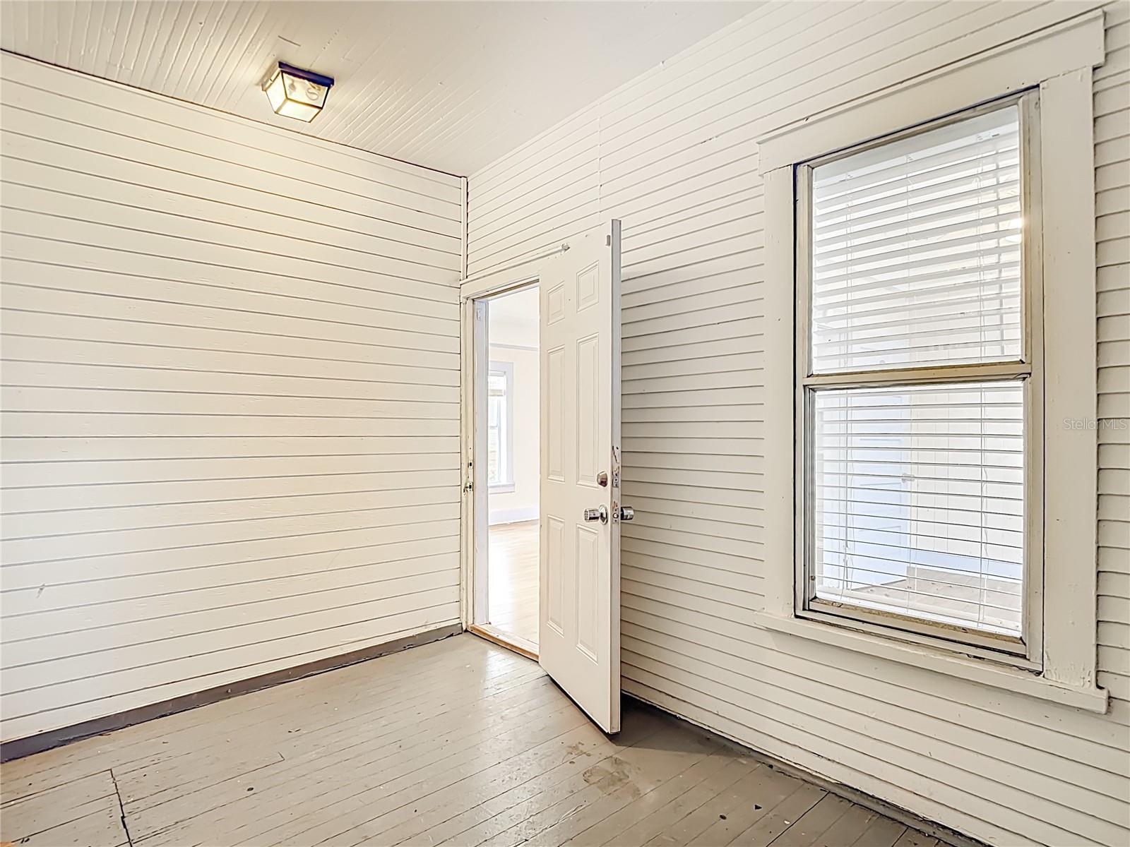 1004 22nd, Tampa, FL 33605