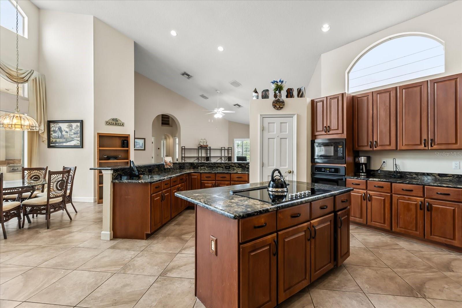 1036 Golf Valley, Apopka, FL 32712
