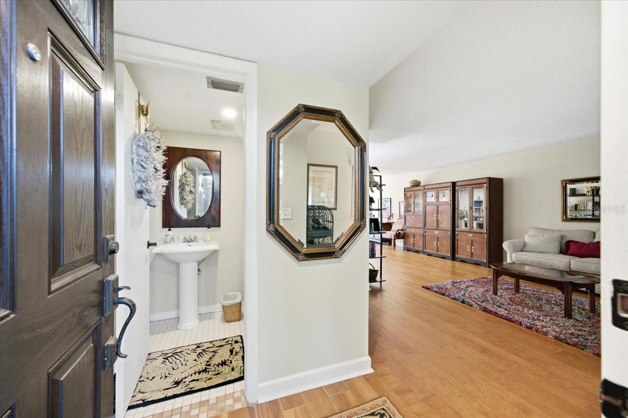 10603 Carrollbrook Unit 10603, Tampa, FL 33618