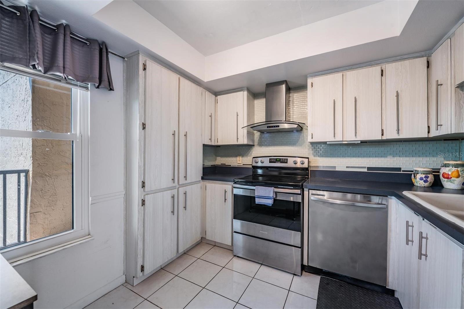 2621 Cove Cay Unit 606, Clearwater, FL 33760