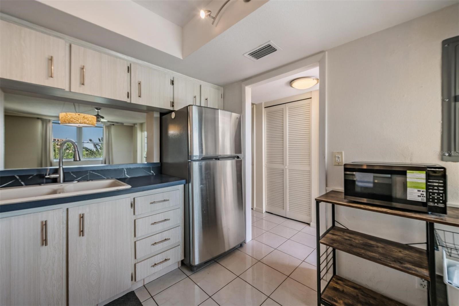 2621 Cove Cay Unit 606, Clearwater, FL 33760