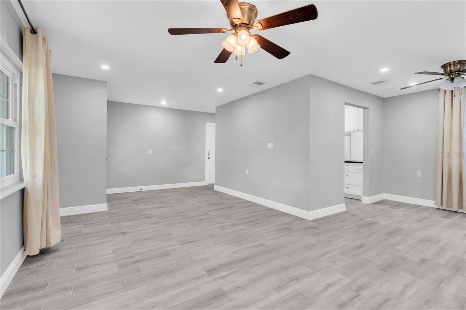 5619 Denver, St Petersburg, FL 33703