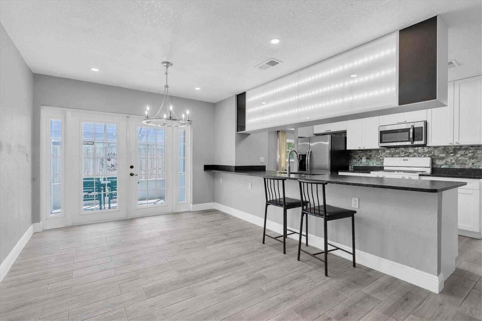 5619 Denver, St Petersburg, FL 33703
