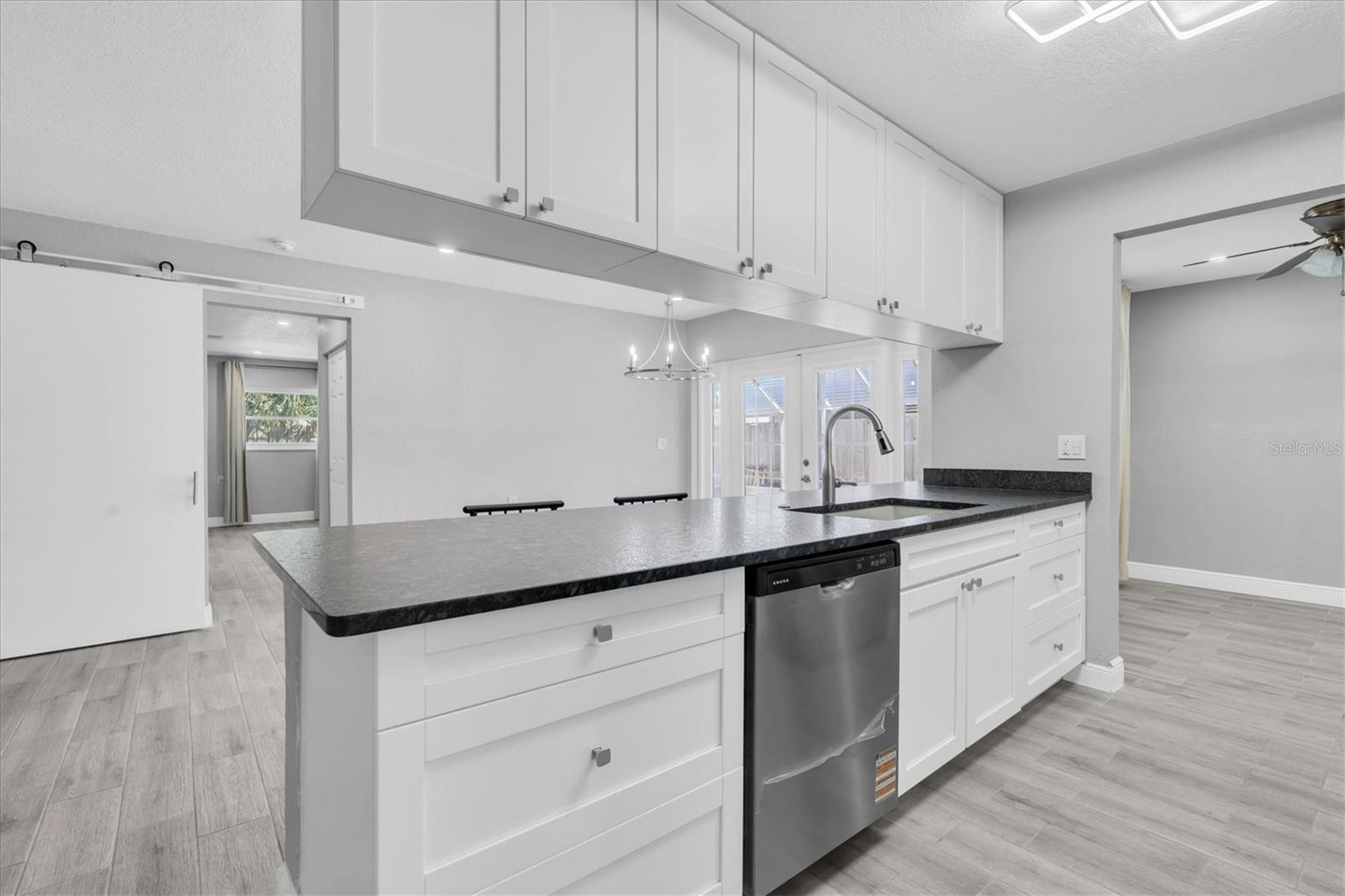 5619 Denver, St Petersburg, FL 33703