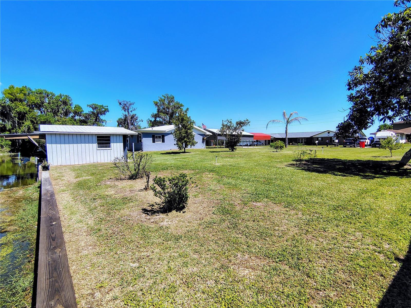 664 Cr 467, Lake Panasoffkee, FL 33538