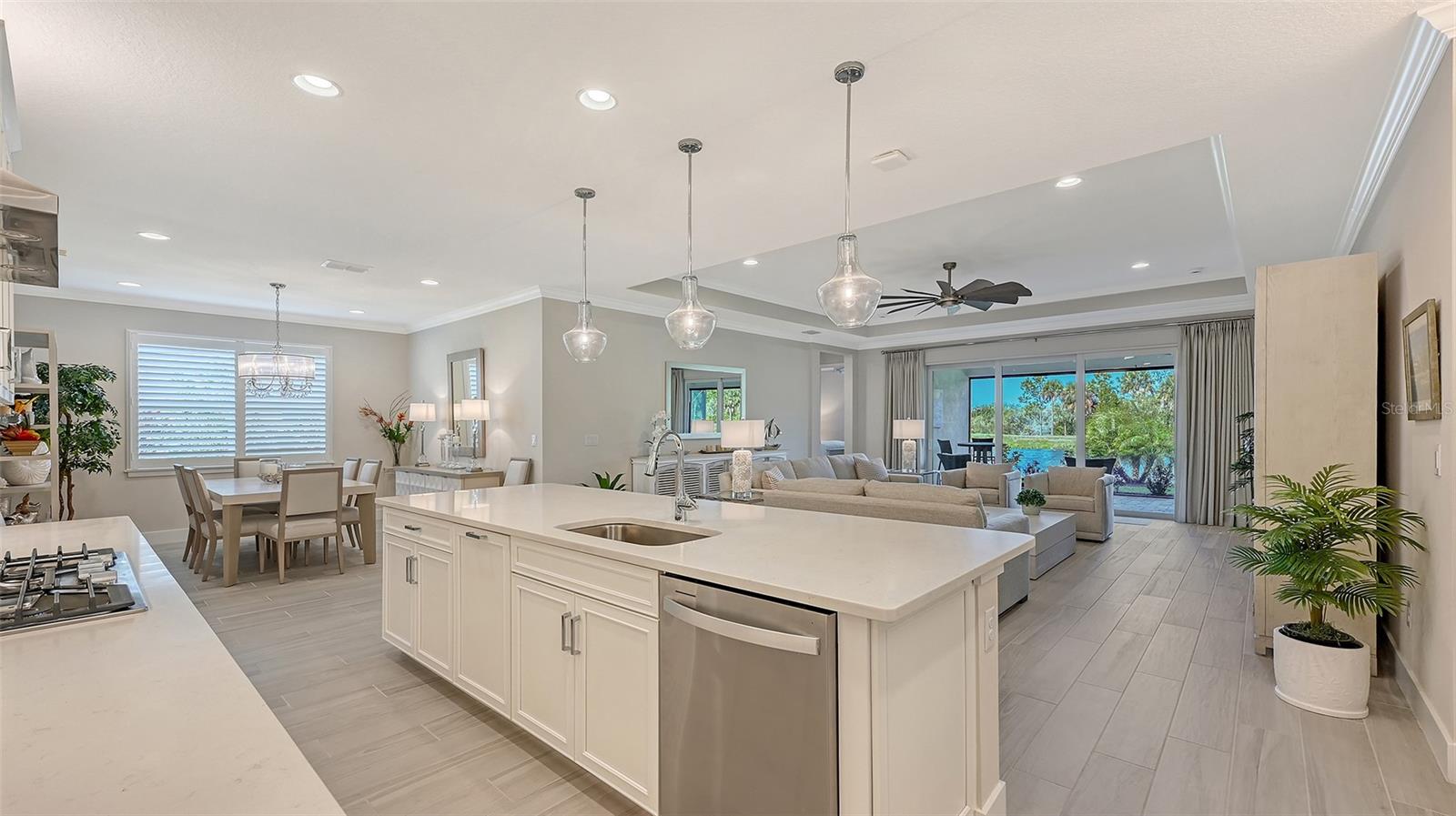 5521 Blue Water, Sarasota, FL 34238