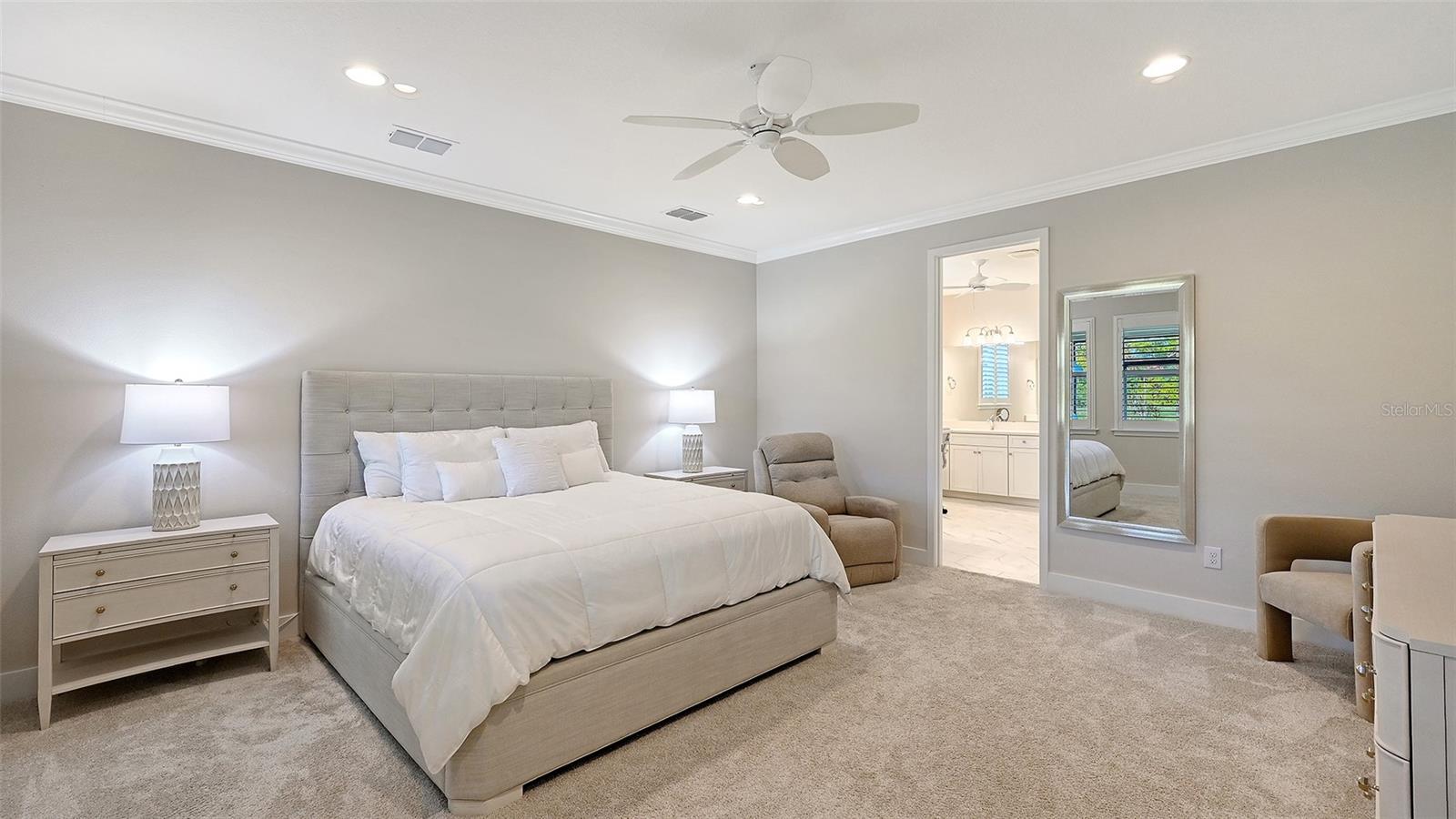5521 Blue Water, Sarasota, FL 34238