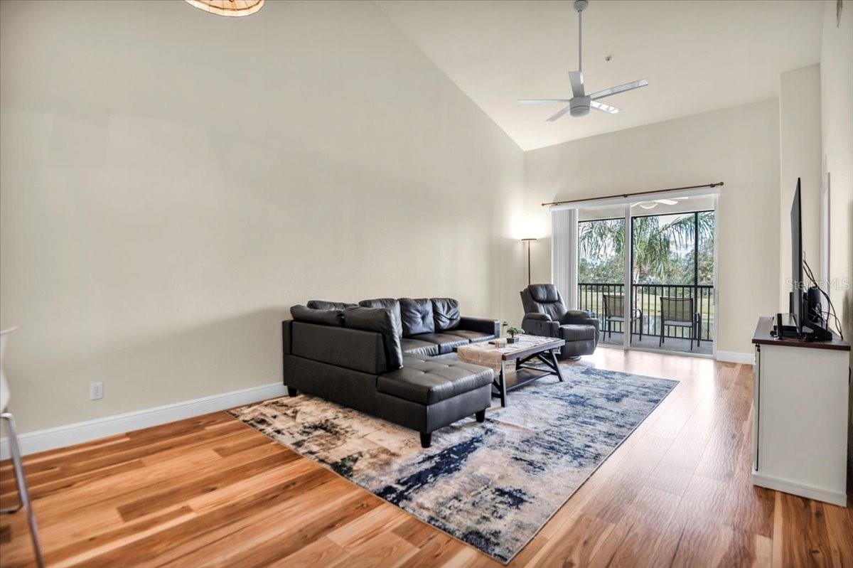 1003 Fairwaycove Unit 205, Bradenton, FL 34212