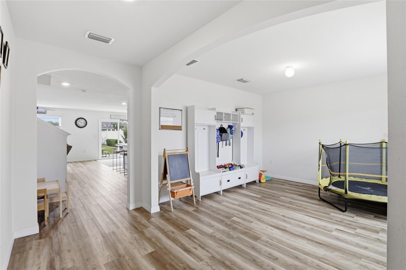 879 251st, Newberry, FL 32669