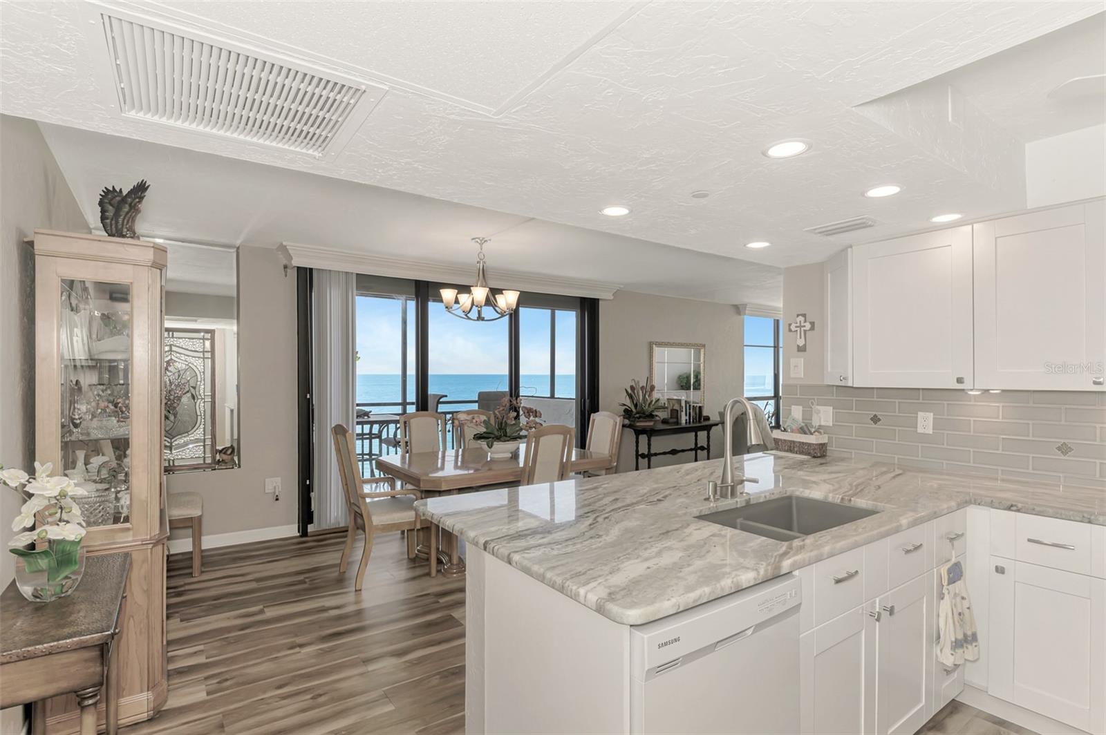 631 Alhambra Unit 1004, Venice, FL 34285